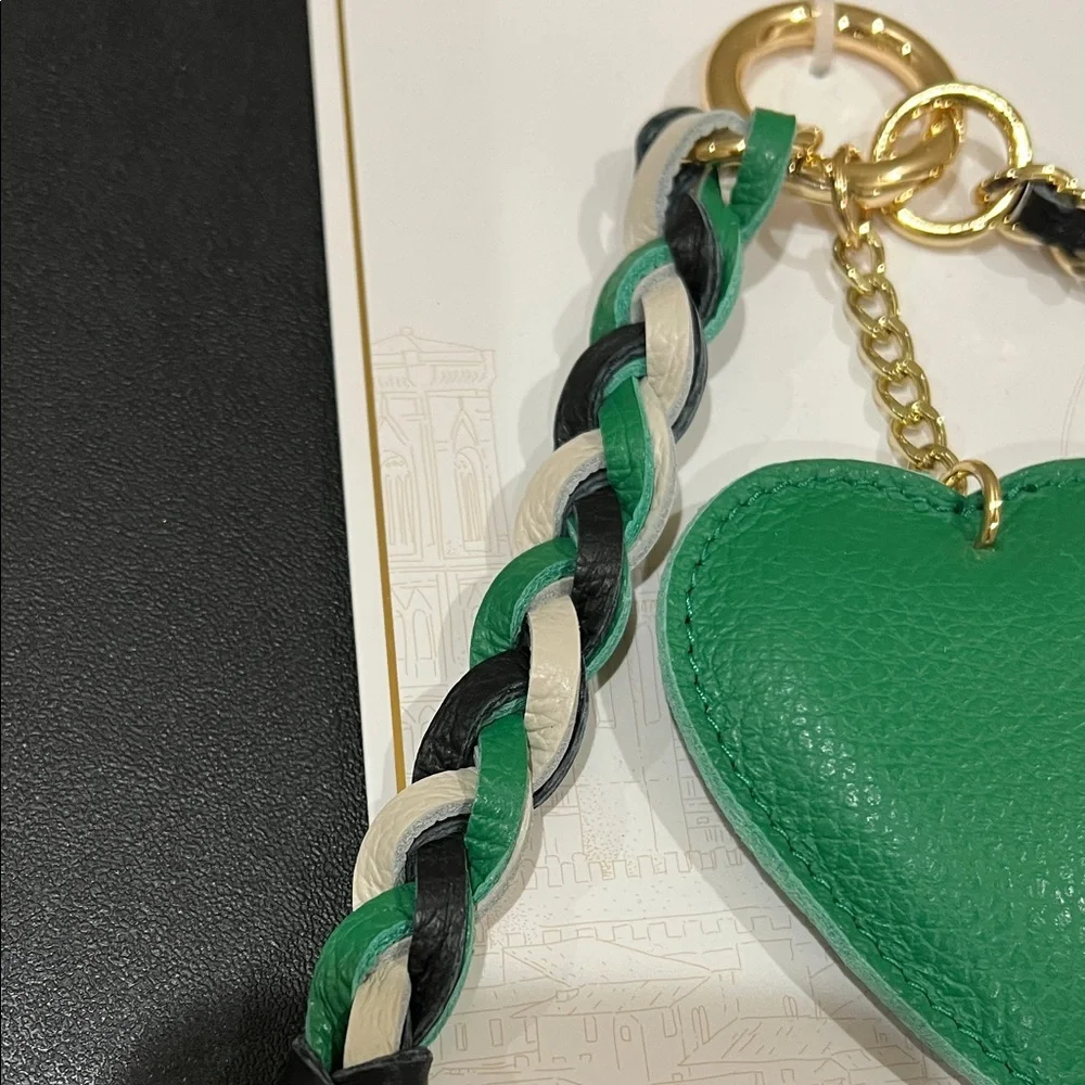 La Via | Italian Leather Heart Bag Charm 💚 - Picture 6 of 12